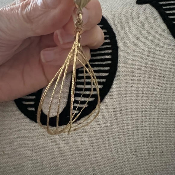 Textured Multi-Teardrop Drop Earrings in 14k Gold-Plated Sterling Silver - Picture 3 of 4